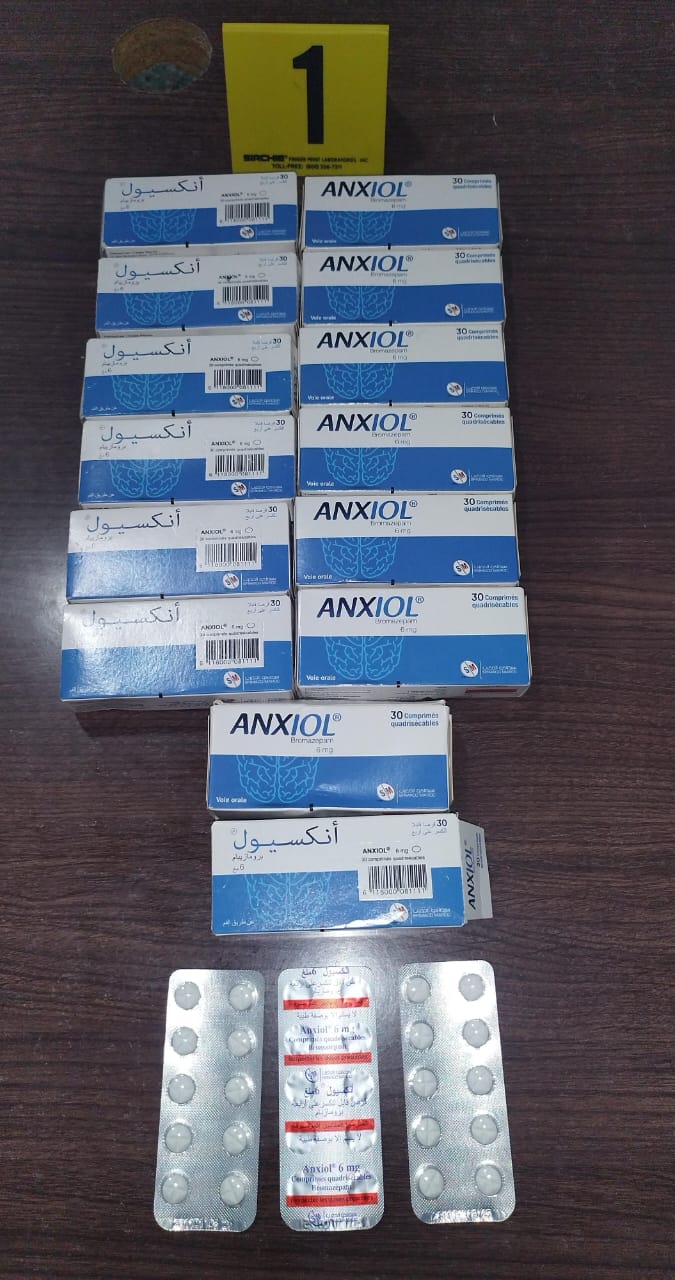 الناظور : توقيف أربعة أشخاص من بينهم مُسَيّر صيدلية لتورطهم في ترويج الأقراص المخدرة على الصعيد الوطني