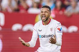 إشبيلية مستعدة للموافقة على انتقال النصيري بشرط أن يكون العرض في حدود 25 مليون يورو