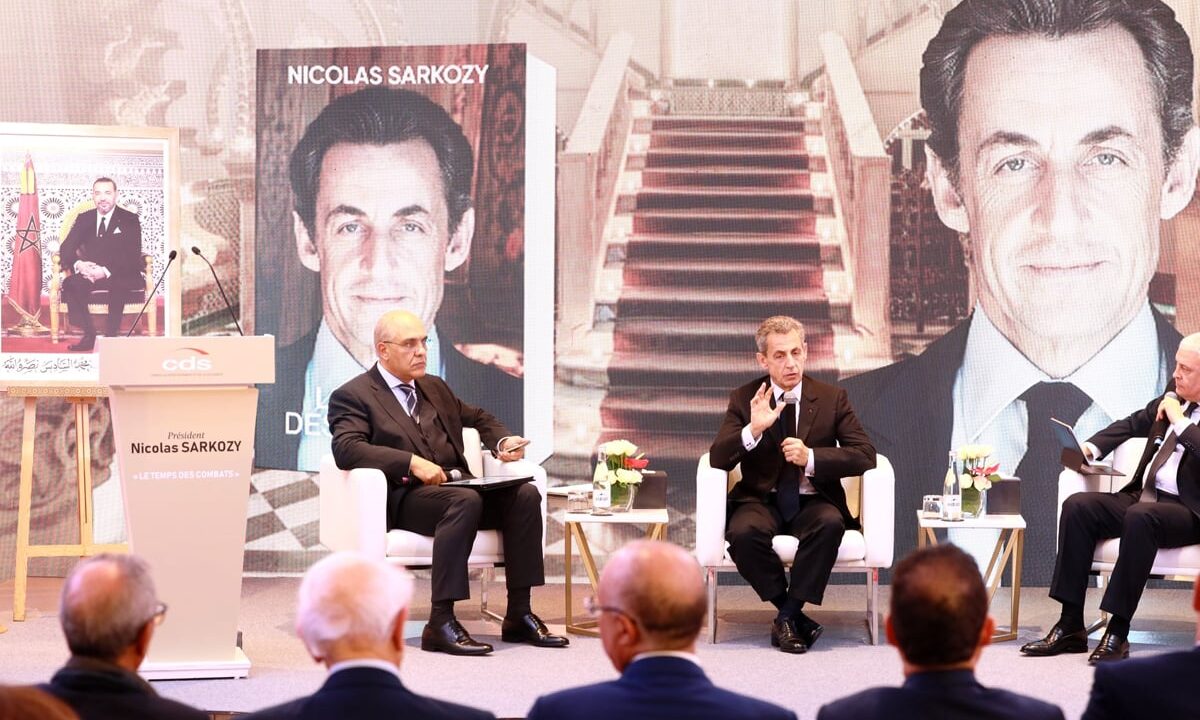 نيكولا ساركوزي: “لا يوجد سوى حل واحد ذي مصداقية للنزاع حول الصحراء وهو الحل الذي تقدم به المغرب”