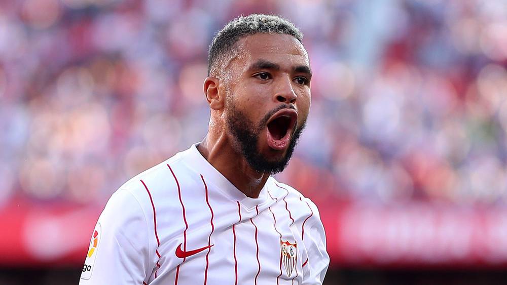 نادي ميلان الإيطالي يتقدم بعرض مالي من أجل انتداب الأسد المغربي يوسف النصيري