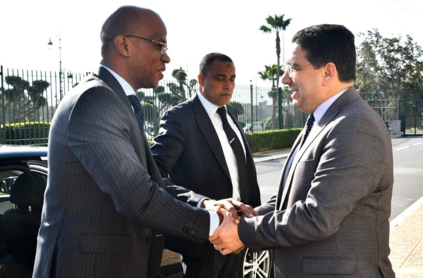 وزير الشؤون الخارجية والتعاون في شرق إفريقيا التنزاني يشيد بالدينامية التنموية والتقدم الذي تعرفه المملكة