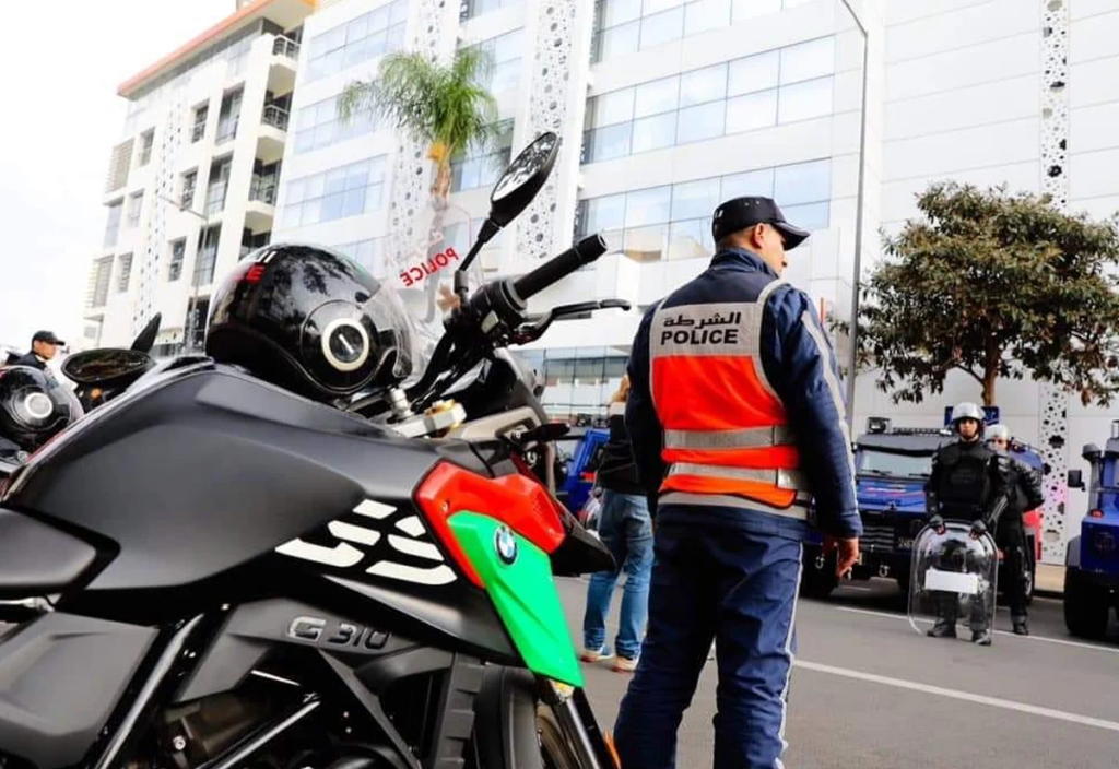 تفكيك شبكة دولية تنشط في تنظيم الهجرة غير الشرعية والاتجار بالبشر