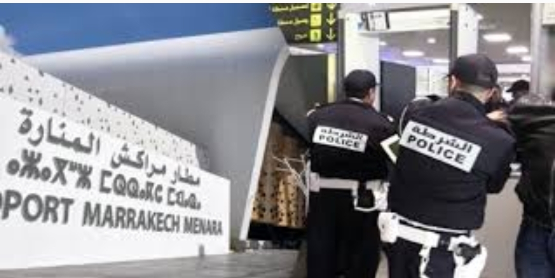 توقيف مواطن جزائري يشكل موضوع أمر دولي بإلقاء القبض صادر عن السلطات القضائية الفرنسية