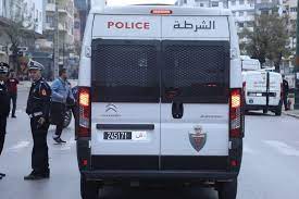 توقيف شاحنة متنقلة تزود السيارات في الشارع العام بالمحروقات