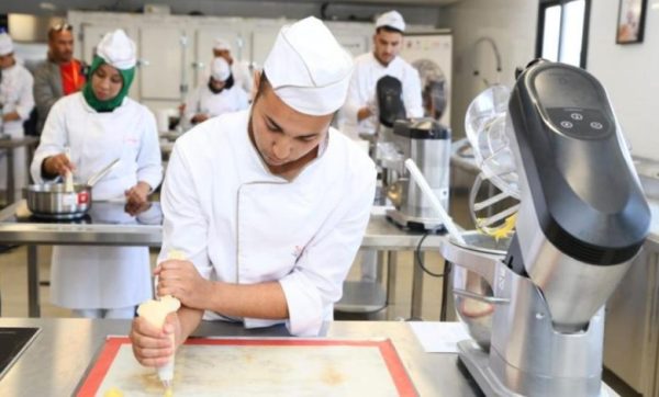 مجلس الحكومة يصادق على إحداث وتنظيم معهد التكوين في مهن الخبازة والحلويات بالدار البيضاء