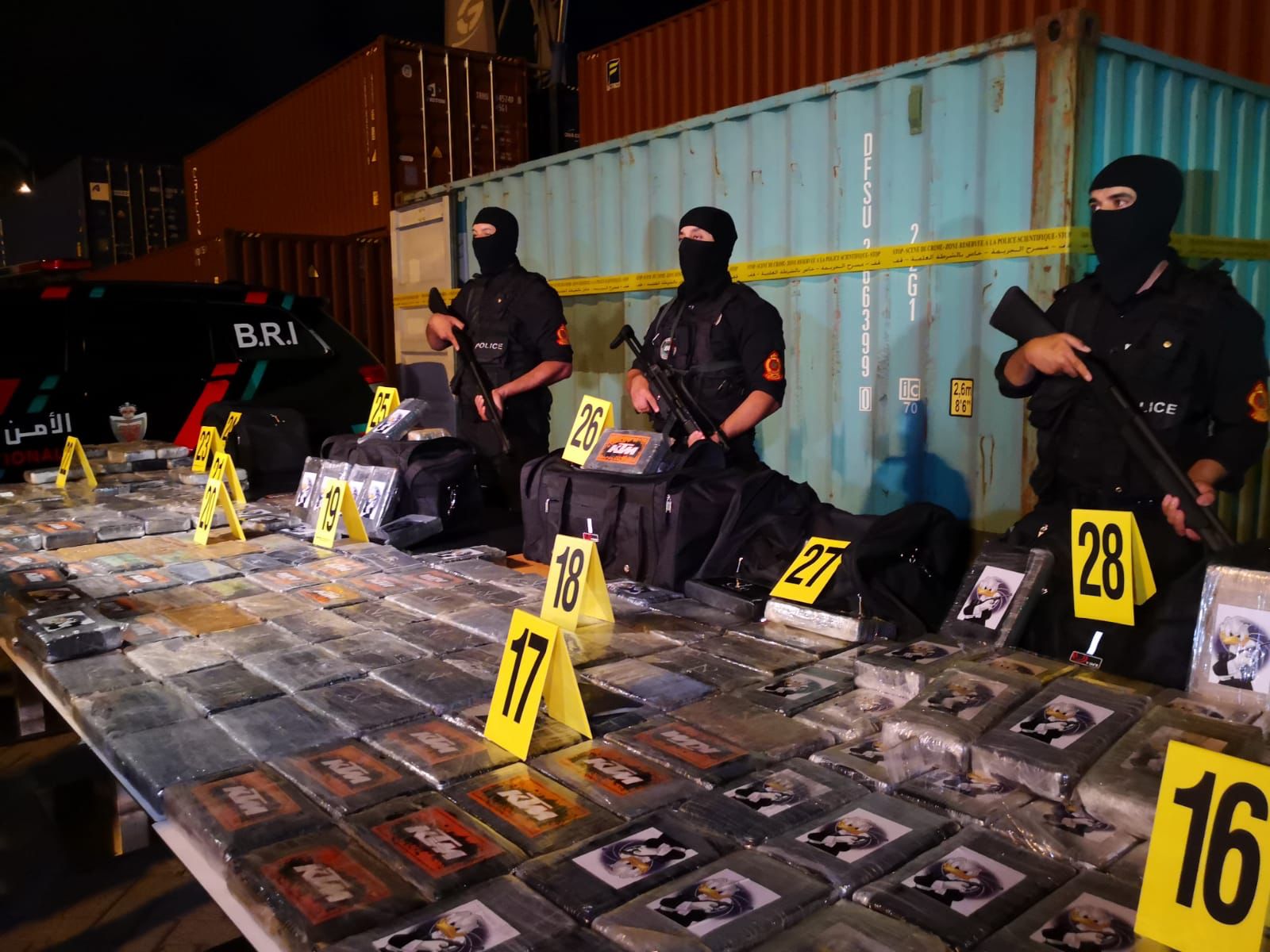 إحباط محاولة تهريب 3 أطنان و826 كيلوغراما من مخدر الشيرا