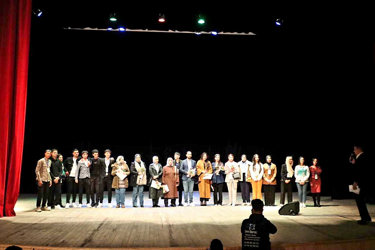 وجدة: طلبة أقسام تحضير شهادة التقني العالي بمؤسسة المهدي بن بركة يُبْدِعُون في مجال “الابتكار والإبداع”