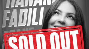 حنان الفاضيلي تعلن نفاذ جميع تذاكر حفلها الجديد “30 سنة من الضحك”