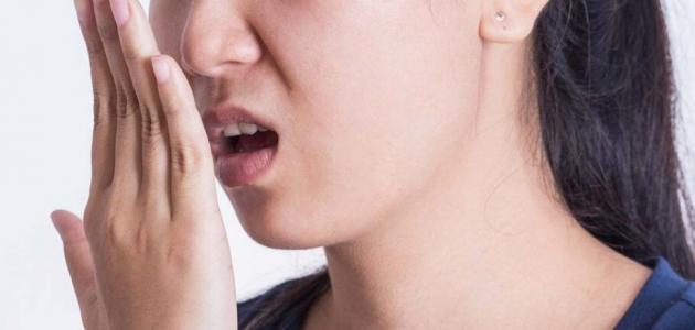 أسباب رائحة الفم الكريهة في رمضان