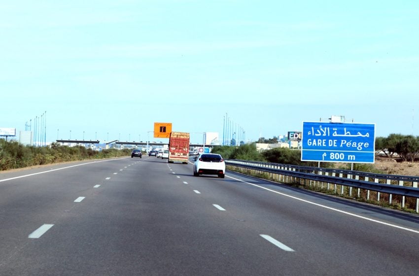  الشركة الوطنية للطرق السيارة بالمغرب توصي مستعملي الطرق بأخذ الحيطة والحذر