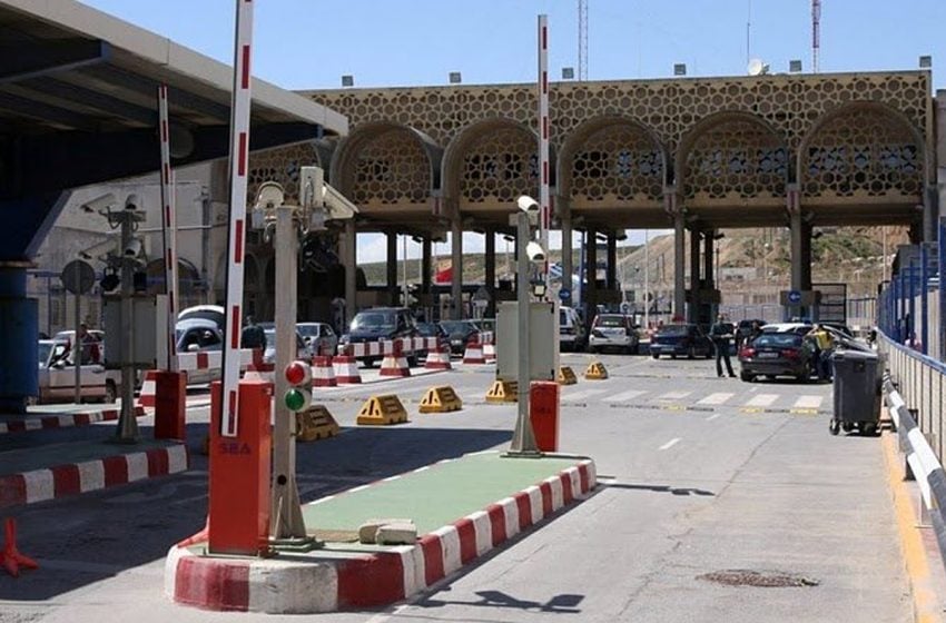 إحباط عملية تهريب 72,4 كلغ من مخدر الشيرا باب سبتة