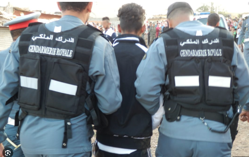 تفكيك شبكة متخصّصة في النصب والاحتيال على المهاجرين غير الشرعيين بالناظور