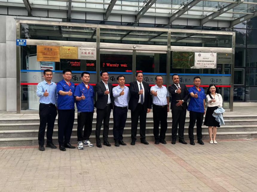 عمر مورو يعقد سلسلة من اللقاءات للبحث عن فرص جديدة للتعاون والشراكة من أجل تعزيز التنمية الاقتصادية لجهة طنجة-تطوان-الحسيمة