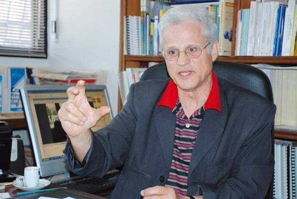 اقصبي: الاقتصاد المغربي، تحت سقف من زجاج، من البدايات إلى أزمة كوفيد – 19