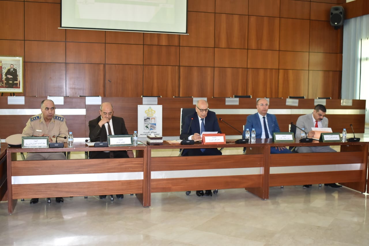 تاوريرت… عامل الاقليم العربي التويجر يترأس الاجتماع المخصص للتدابير الاحترازية لمواجهة احتمال اندلاع حرائق الغابات