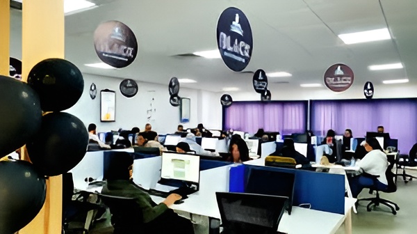 أول مركز نداء لخدمة الزبائن باللغة الأمازيغية بالحسيمة