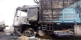 اندلاع حريق مهول بشاحنة من الحجم الكبير محملة بـ “كارطون” بمدينة سطات