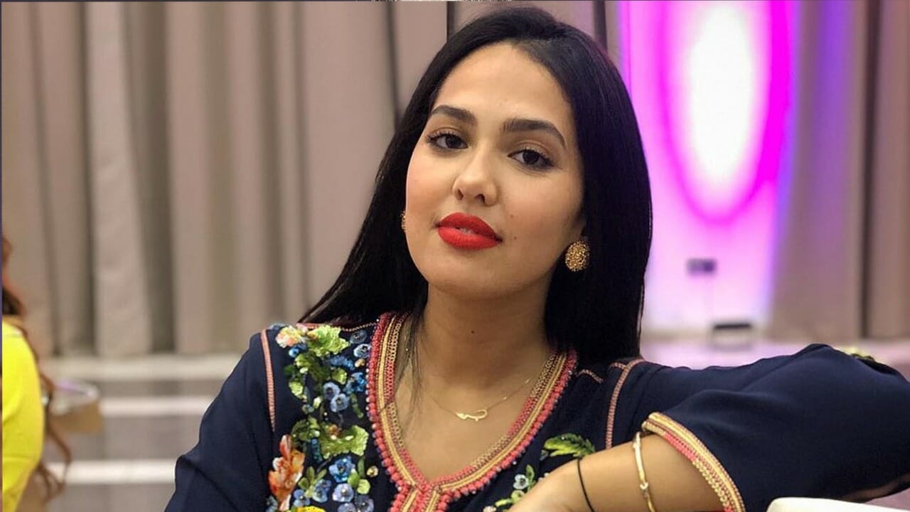 منال بنشليخة تعلن عن عمل غنائي جديد