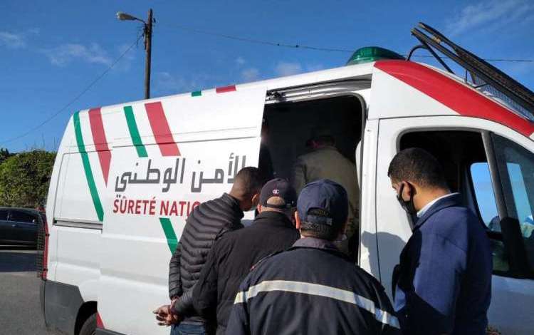 توقيف عشرة أشخاص للاشتباه في ارتباطهم بشبكة إجرامية تنشط في التلاعب في امتحانات الحصول على رخص السياقة بوجدة