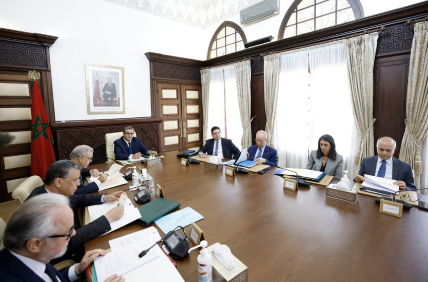 مجلس الحكومة يصادق على مشروع مرسوم يتعلق بمنح بطاقة شخص في وضعية إعاقة