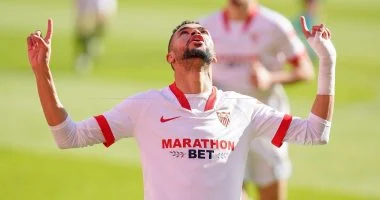 ويست هام يونايتد مصر على ضم المهاجم المغربي النصيري