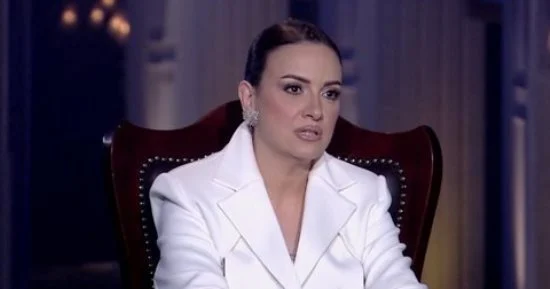  ريهام عبد الغفور تحذر جمهورها من حساب مزيف لها على فيس بوك