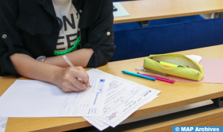 بلغ عدد المترشحات والمترشحين لاجتياز امتحانات السنة الثانية باكالوريا على مستوى جهة الرباط- سلا- القنيطرة ما مجموعه 73 ألفا و 512