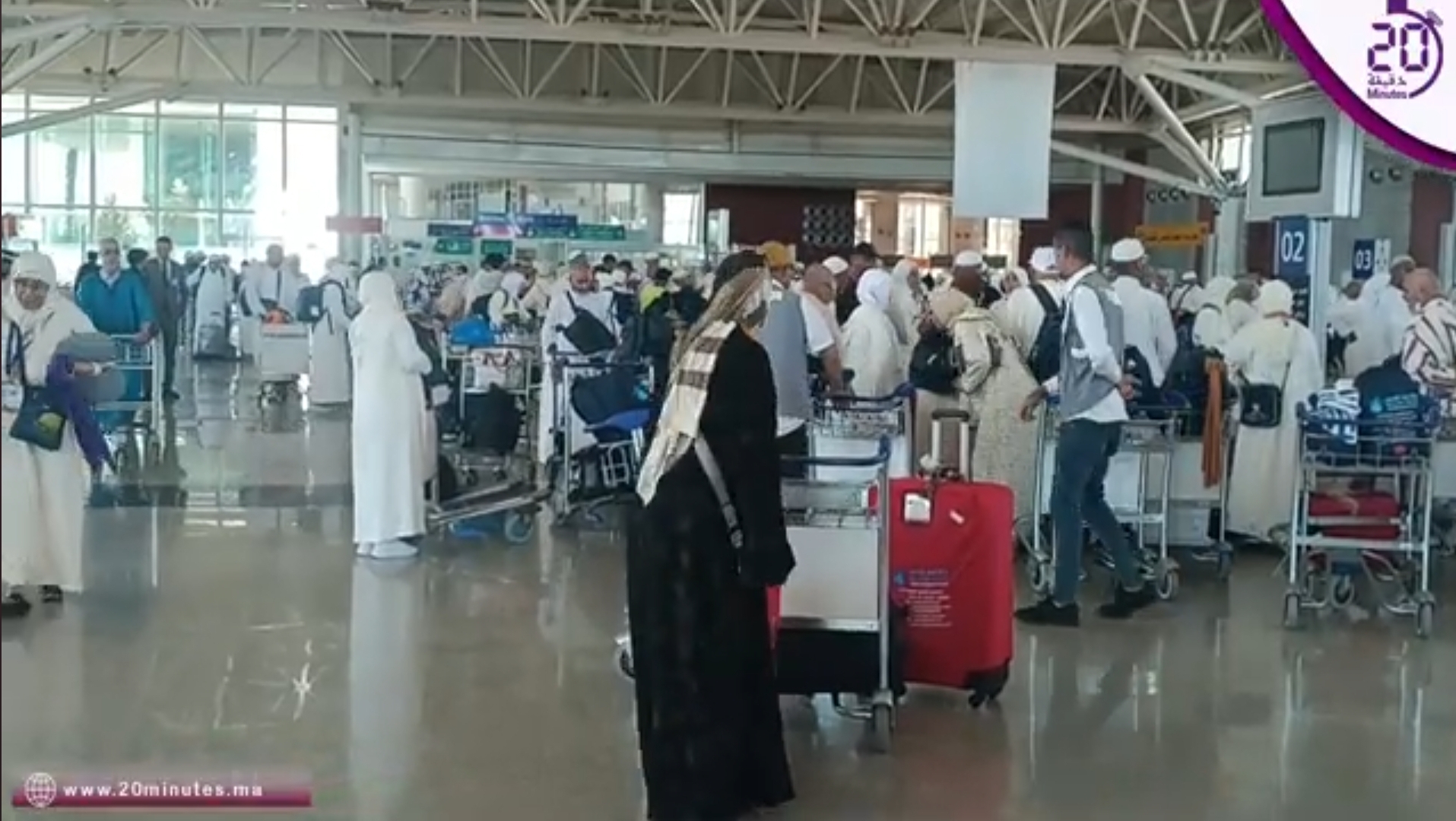 مطار وجدة أنجاد يستقبل أول طائرة للحجاج العائدين من الديار المقدسة