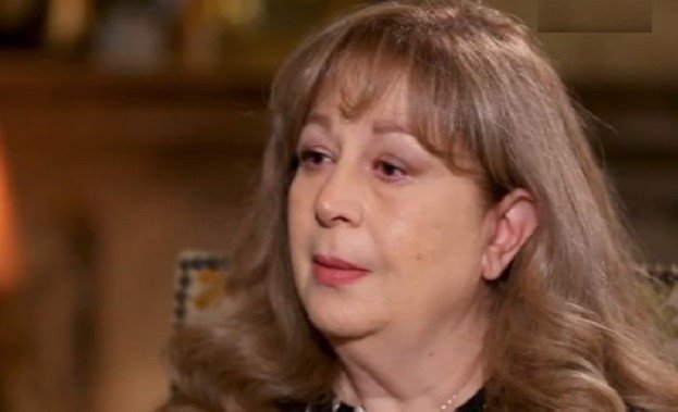 نجاة الفنانة المصرية سمية الألفي من حريق شب داخل منزلها