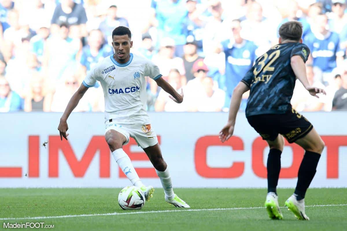 وكيل اعمال الدولي عزالدين اوناحي ينفي ما تداول مؤخرا من ان اوناحي سيغادر فريق مارسيليا