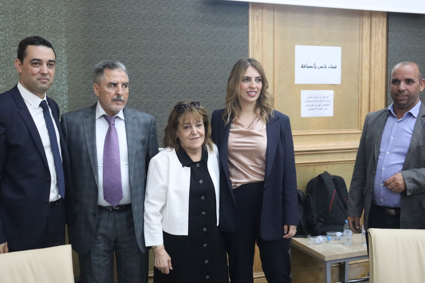 انتخاب محمد بوعرورو رئيسا لمجلس جهة الشرق وهذه أسماء نوابه السبعة.. (صور خاصة)