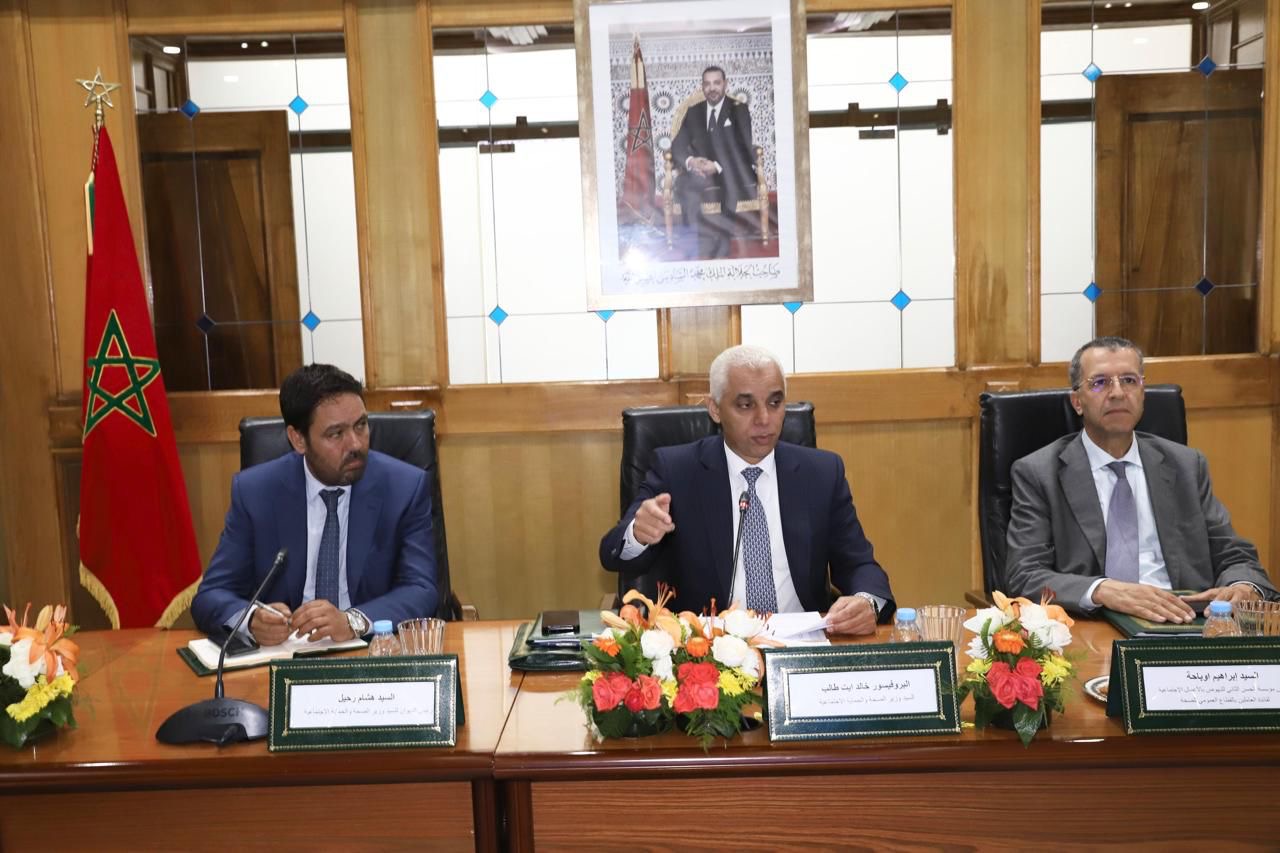 بتكليف من رئيس الحكومة خالد آيت طالب يعقد اجتماعا مع ممثلي الهيئات النقابية