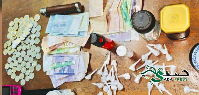 توقيف شخص مطلوب للعدالة وحجز كمية من المخدرات الصلبة بحوزته