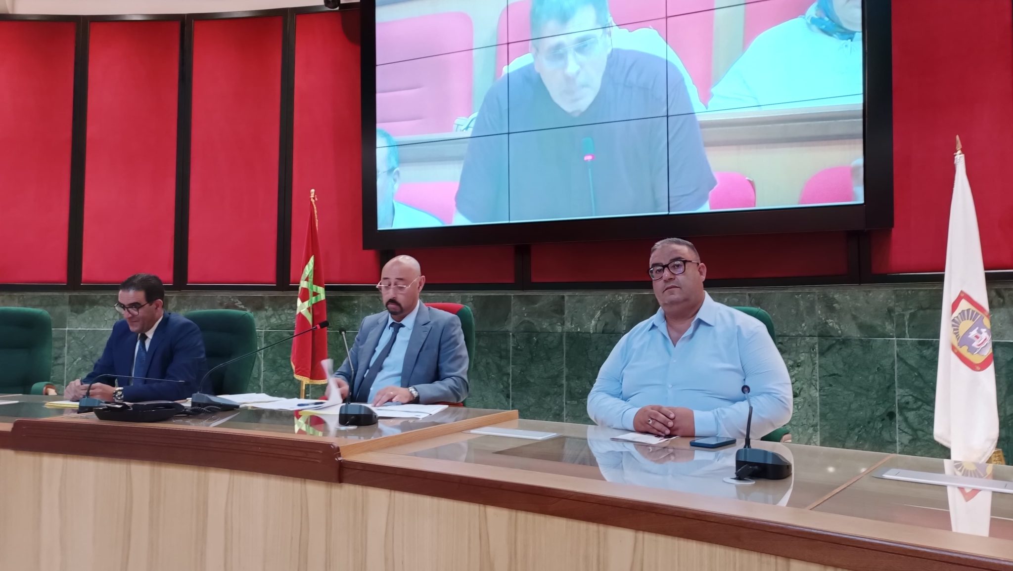 مجلس جماعة طنجة يصادق على مقررات تتعلق بأنماط تدبير مرافق عمومية بالمدينة