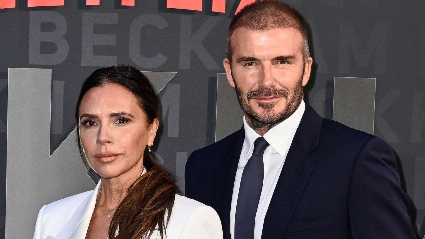 ديفيد بيكهام وزوجته يحتفلان بعيد زواجهما