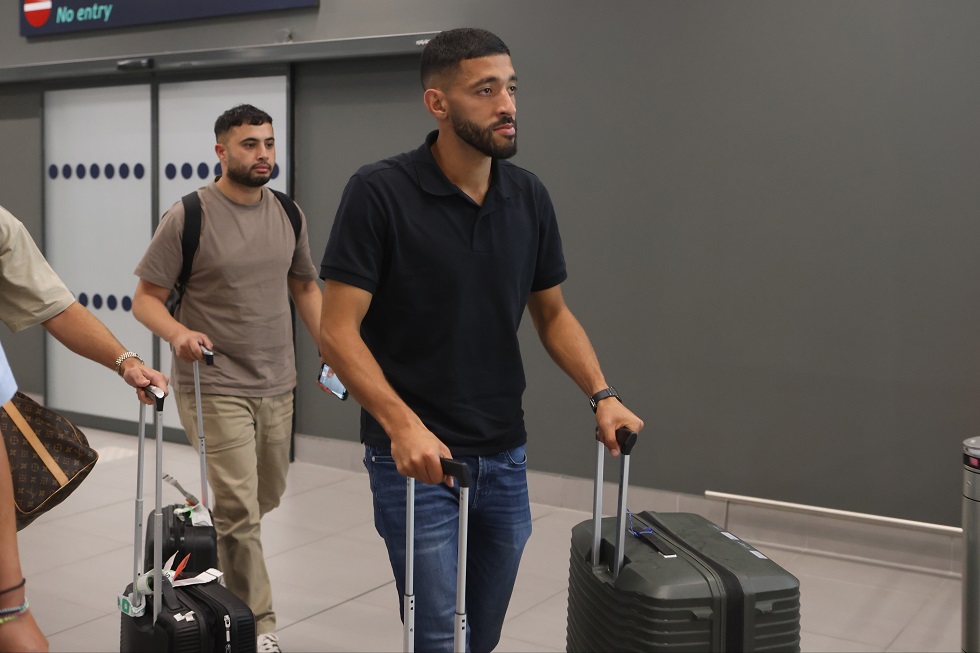 طارق تيسوندالي ينهي انتقاله إلى فريق باوك اليوناني