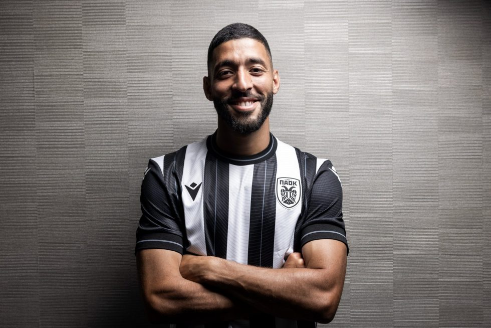 باوك اليوناني يعلن رسميا عن تعاقده مع المهاجم المغربي طارق تيسودالي