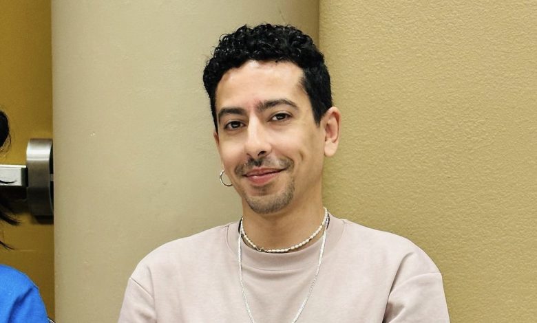 فيصل عزيزي يعلن عن استعداده لإصدار جديده الفني