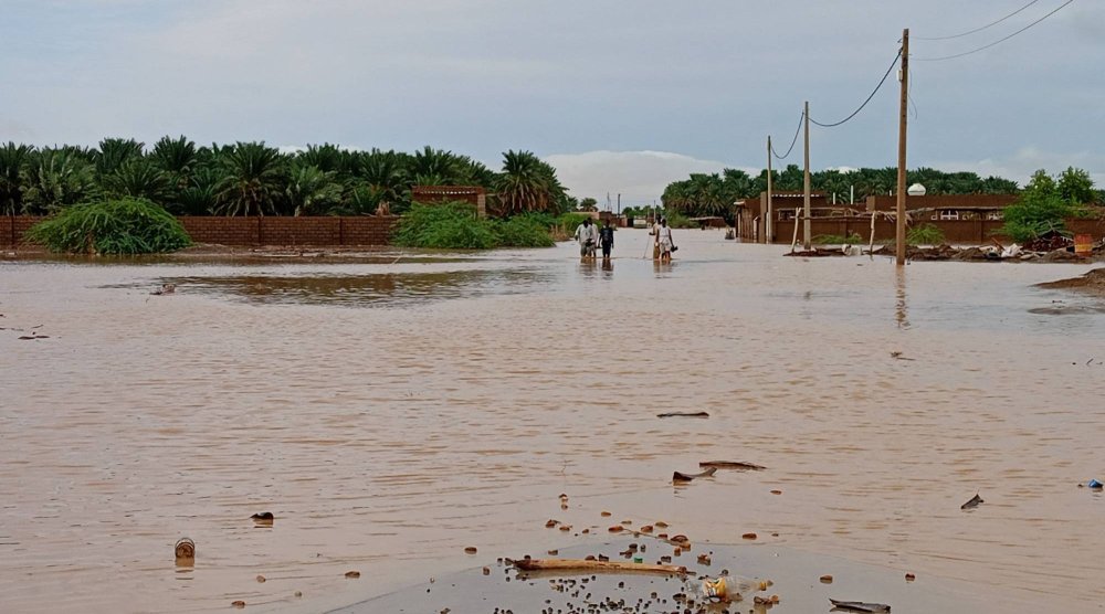 فيضانات الهند تودي بحياة 15 شخصا على الأقل