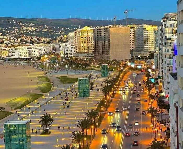 وفد رسمي من دولة بوركينا فاسو في زيارة لطنجة للاطلاع على تجربة الجماعات المحلية بالمغرب