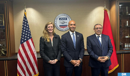 سامانثا باور تبرز التقدم الكبير الذي أحرزه المغرب في مجال الانتقال الطاقي