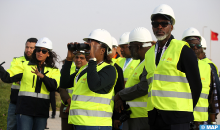 وفد نيجيري رفيع المستوى في زيارة ميدانية إلى مدينة الداخلة