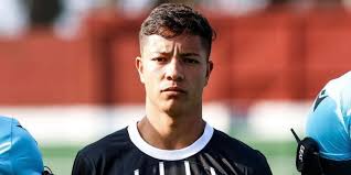 الوداد الرياضي يقطع شوطا مهما في طريق التعاقد مع البرازيلي بيدرو هنريكي