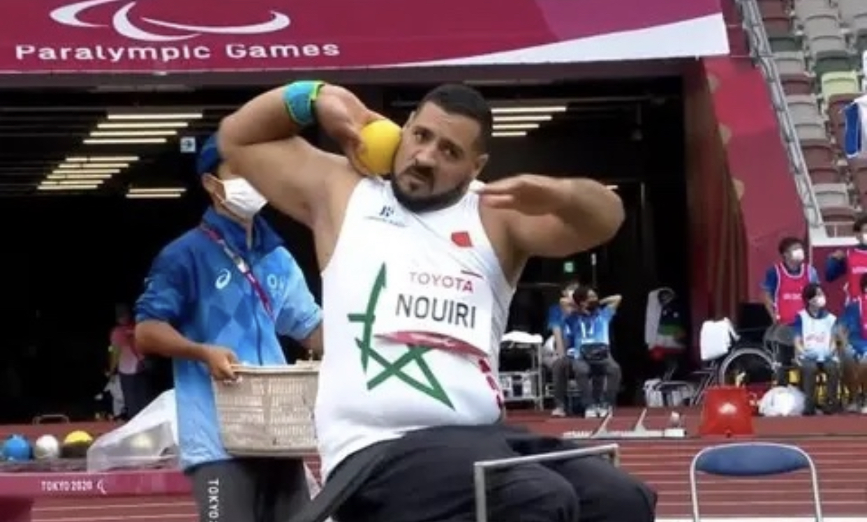 المغربي عز الدين النويري يفوز بالميدالية الفضية لدفع الجلة لفئة (ف 34) في مسابقة ألعاب القوى