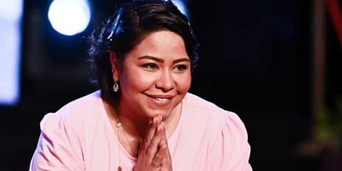 شيرين عبد الوهاب تقدم اعتذارا علنيا لشقيقها محمد عبد الوهاب