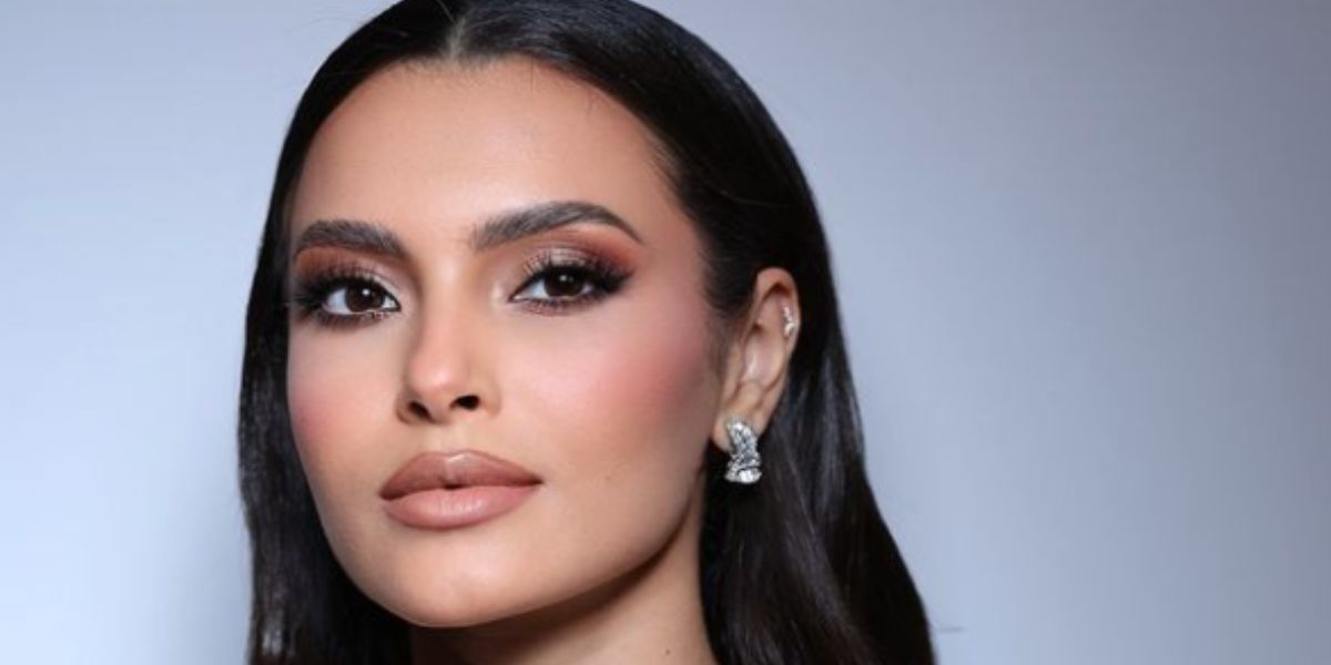 كارمن سليمان تشوق جمهورها لأحدث أعمالها الغنائية