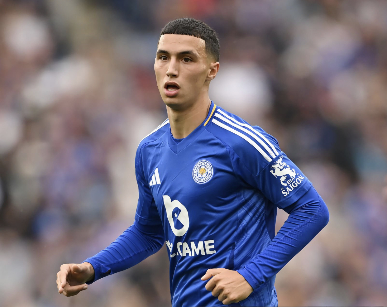 ستيف كوبر يدافع عن بلال الخنوس