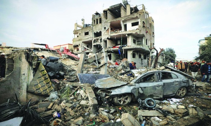 بالأرقام : عرض سنة على دمار غزة