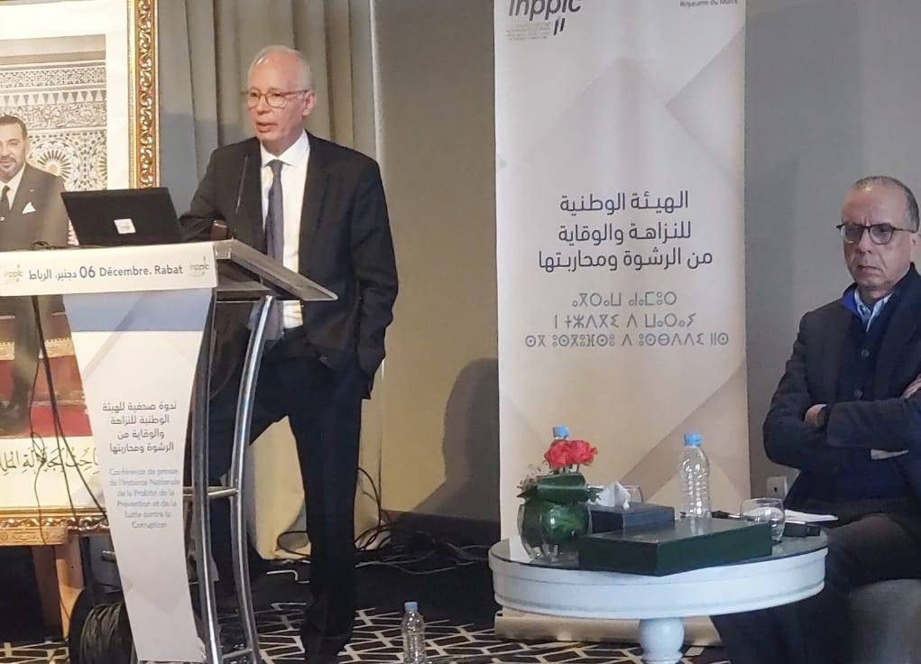 مع التقرير ..الفساد يكلف المغرب 50 مليار درهم سنوياً ..و الراشدي يحذر من تدهور المؤشرات ويطالب بتكاتف الجهود