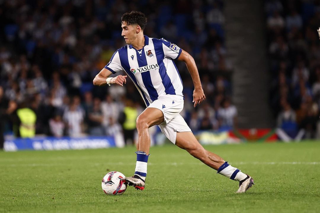 أكرد ضمن تشكيلة المثالية لبطولة لاليغا الإسبانية الأولى